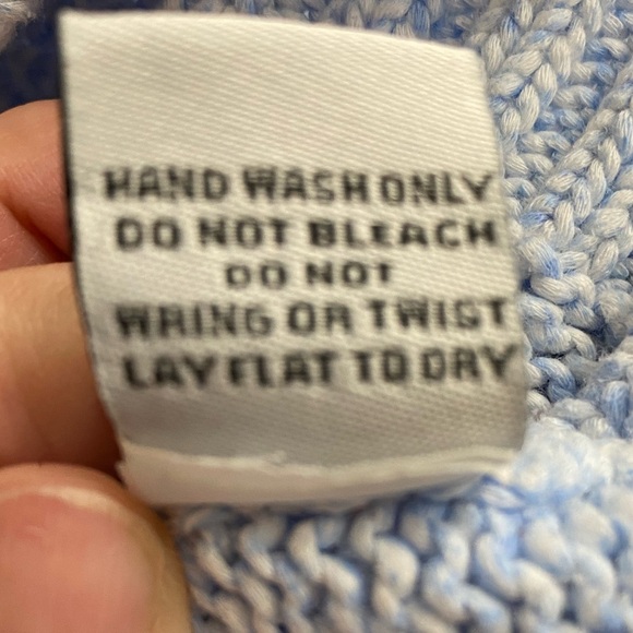 EUC Women’s Size Small Habitat Soft Blue Crew Neck Sweater Fabric Rolled at Neck - Picture 9 of 10